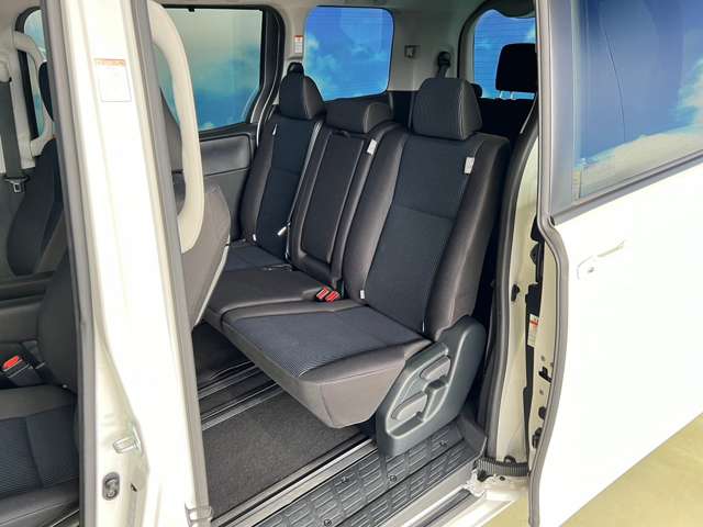 トヨタ ノア ２．０ Ｘ R3年 (東北) 99