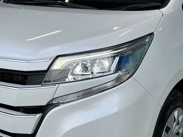 トヨタ ノア ２．０ Ｘ R3年 (東北) 99