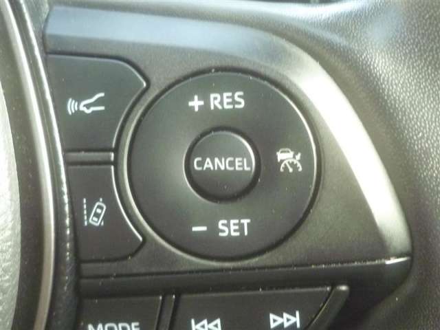 トヨタ カローラ　ツーリング　ハイブリッド １．８ ハイブリッド ＷＸＢ R2年 (東北) 99