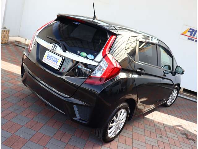 ホンダ フィット　ハイブリッド １．５ ハイブリッド Ｆパッケージ H25年 (関東) 99