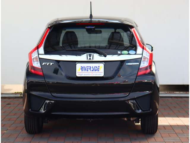 ホンダ フィット　ハイブリッド １．５ ハイブリッド Ｆパッケージ H25年 (関東) 99
