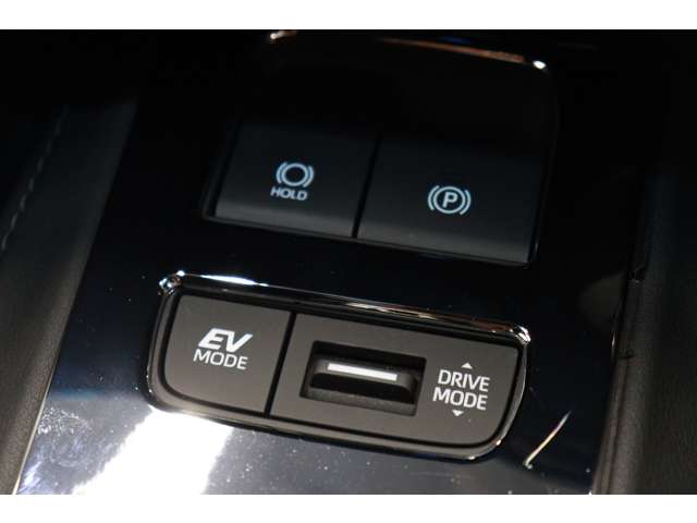 トヨタ ハリアー　ハイブリッド ２．５ ハイブリッド Ｚ レザーパッケージ R5年 (東海) 99