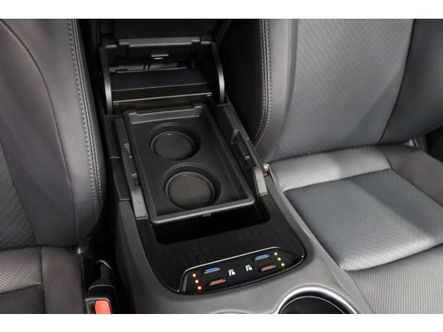 トヨタ ハリアー　ハイブリッド ２．５ ハイブリッド Ｚ レザーパッケージ R5年 (東海) 99