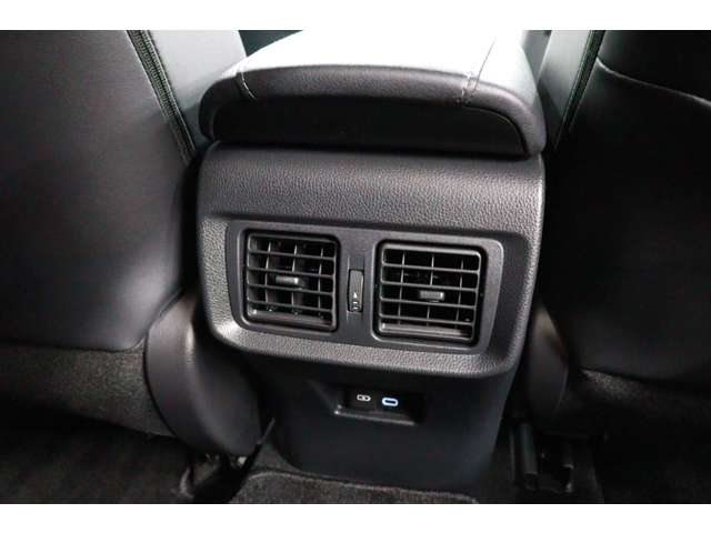 トヨタ ハリアー　ハイブリッド ２．５ ハイブリッド Ｚ レザーパッケージ R5年 (東海) 99