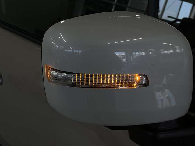 スズキ クロスビー １．０ ハイブリッド ＭＺ ４ＷＤ R4年 (北海道) 99