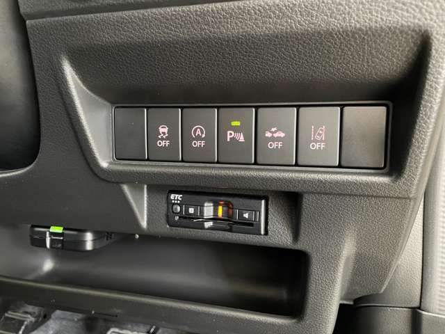 スズキ クロスビー １．０ ハイブリッド ＭＺ ４ＷＤ R4年 (北海道) 99