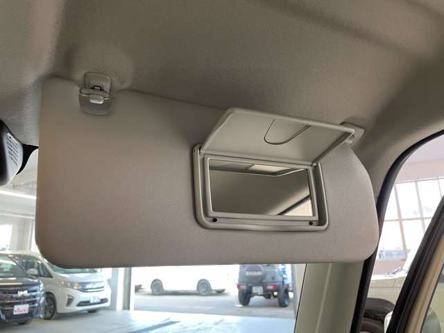 スズキ クロスビー １．０ ハイブリッド ＭＺ ４ＷＤ R4年 (北海道) 99