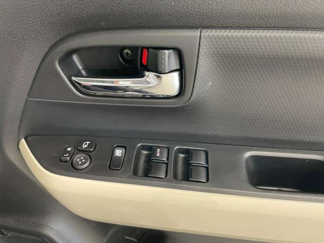 スズキ クロスビー １．０ ハイブリッド ＭＺ ４ＷＤ R4年 (北海道) 99