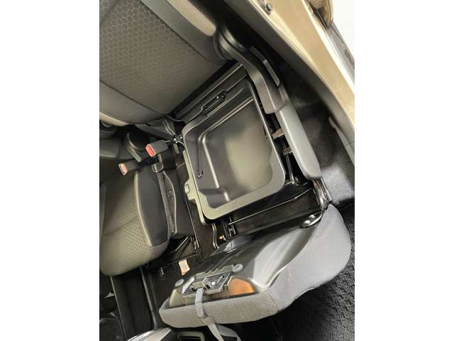 スズキ クロスビー １．０ ハイブリッド ＭＺ ４ＷＤ R4年 (北海道) 99