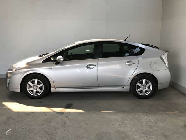 トヨタ プリウス １．８ Ｓ H21年 (北海道) 99