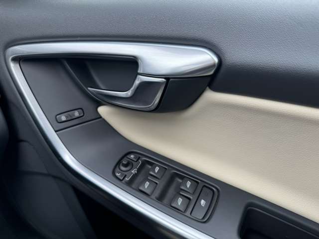 ボルボ Ｖ６０ Ｄ４ タック ディーゼルターボ H30年 (東北) 99