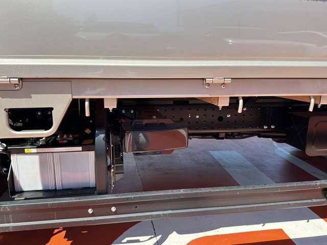 三菱フソウ キャンター ２Ｔ R5年 (東海) 99