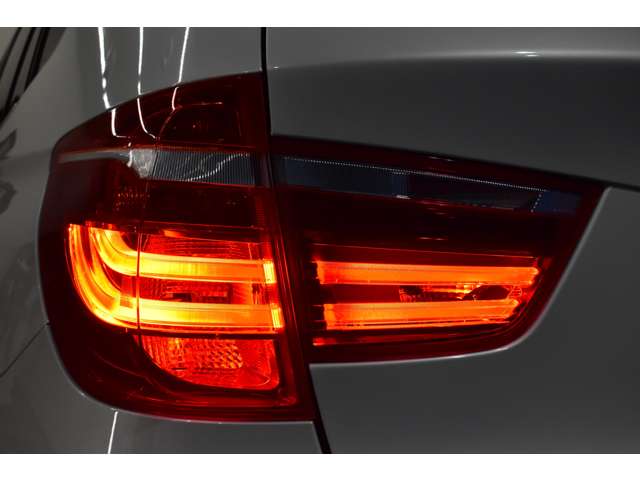 ＢＭＷ Ｘ３ Ｘドライブ２０Ｄ Ｘライン ディーゼルターボ ４ＷＤ H28年 (関東) 99