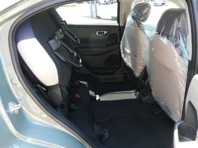 ホンダ ヴェゼル １．５ Ｅ：ＨＥＶ Ｘ ハントパッケージ ４ＷＤ R6年 (関東) 99