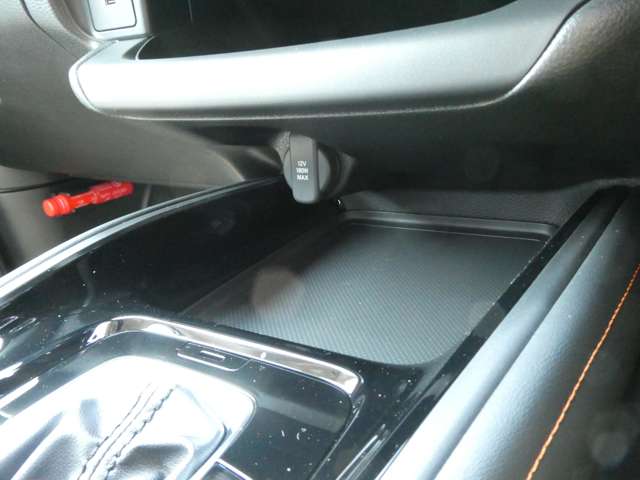 ホンダ ヴェゼル １．５ Ｅ：ＨＥＶ Ｘ ハントパッケージ ４ＷＤ R6年 (関東) 99