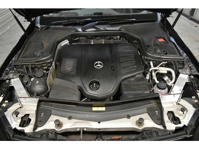 メルセデスベンツ ＣＬＳクラス ＣＬＳ４５０ ４マチック スポーツ エクスクルーシブ パッケージ （ＩＳＧ搭載モデル） ４ＷＤ R1年 (関東) 99