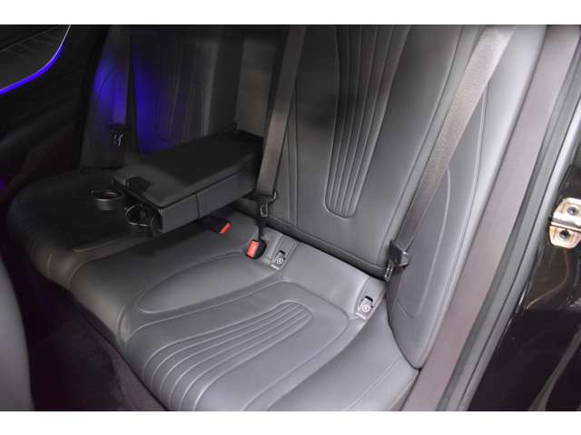 メルセデスベンツ ＣＬＳクラス ＣＬＳ４５０ ４マチック スポーツ エクスクルーシブ パッケージ （ＩＳＧ搭載モデル） ４ＷＤ R1年 (関東) 99