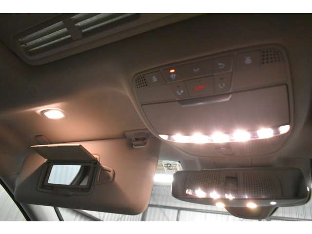 メルセデスベンツ ＣＬＳクラス ＣＬＳ４５０ ４マチック スポーツ エクスクルーシブ パッケージ （ＩＳＧ搭載モデル） ４ＷＤ R1年 (関東) 99