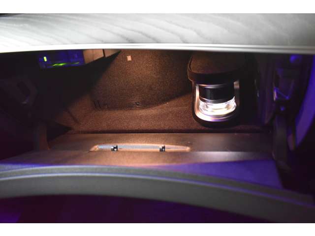 メルセデスベンツ ＣＬＳクラス ＣＬＳ４５０ ４マチック スポーツ エクスクルーシブ パッケージ （ＩＳＧ搭載モデル） ４ＷＤ R1年 (関東) 99