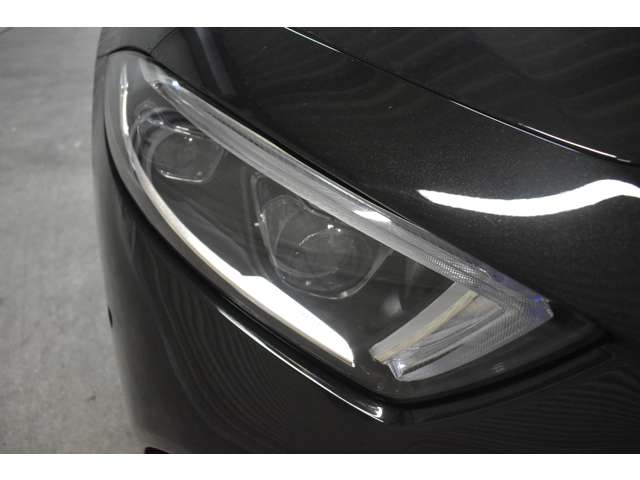 メルセデスベンツ ＣＬＳクラス ＣＬＳ４５０ ４マチック スポーツ エクスクルーシブ パッケージ （ＩＳＧ搭載モデル） ４ＷＤ R1年 (関東) 99