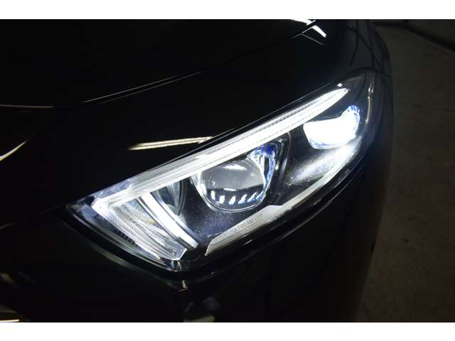 メルセデスベンツ ＣＬＳクラス ＣＬＳ４５０ ４マチック スポーツ エクスクルーシブ パッケージ （ＩＳＧ搭載モデル） ４ＷＤ R1年 (関東) 99