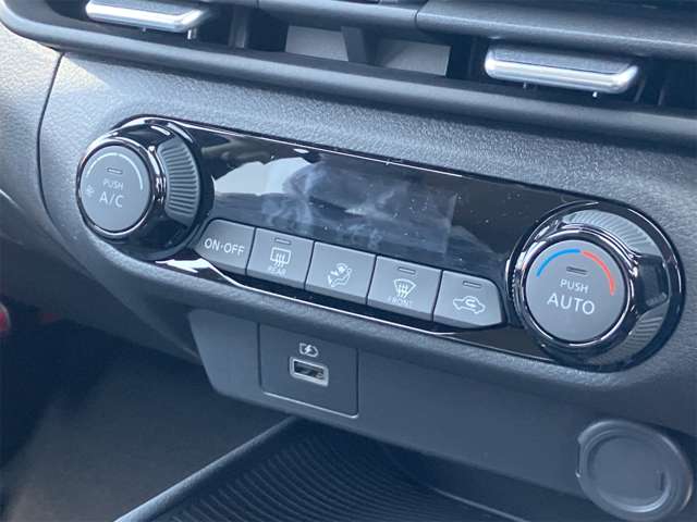 日産 ノートオーラ １．２ Ｇ R6年 (東海) 99