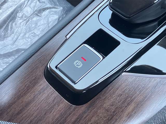 日産 ノートオーラ １．２ Ｇ R6年 (東海) 99