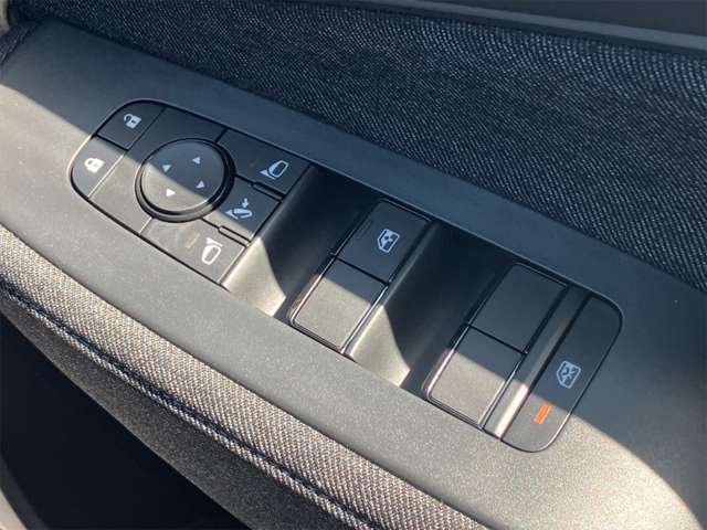 日産 ノートオーラ １．２ Ｇ R6年 (東海) 99