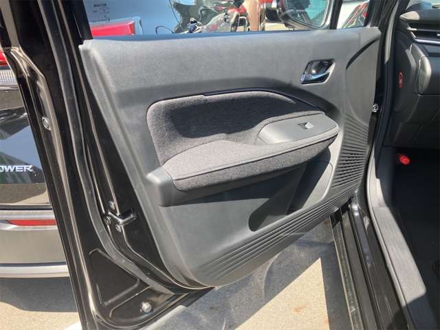 日産 ノートオーラ １．２ Ｇ R6年 (東海) 99