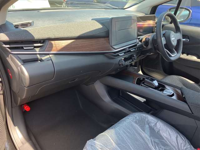 日産 ノートオーラ １．２ Ｇ R6年 (東海) 99