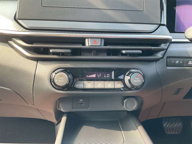 日産 ノート １．２ Ｘ R5年 (近畿) 99