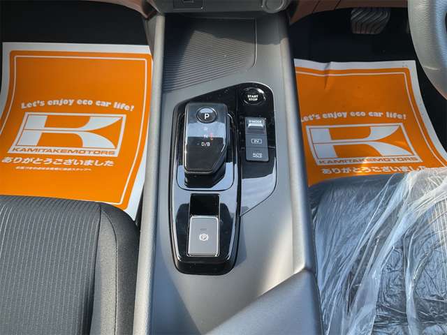 日産 ノート １．２ Ｘ R5年 (近畿) 99