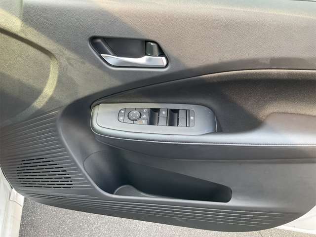 日産 ノート １．２ Ｘ R5年 (近畿) 99