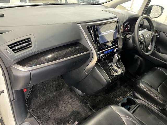 トヨタ ヴェルファイア ２．５ Ｚ H30年 (関東) 99