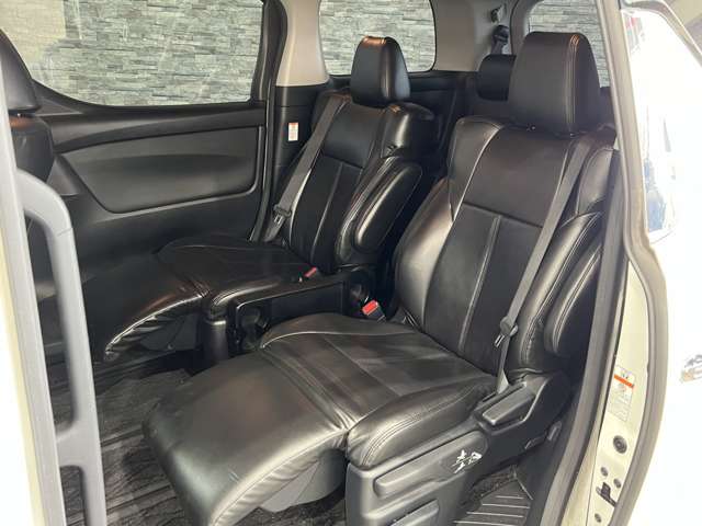 トヨタ ヴェルファイア ２．５ Ｚ H30年 (関東) 99