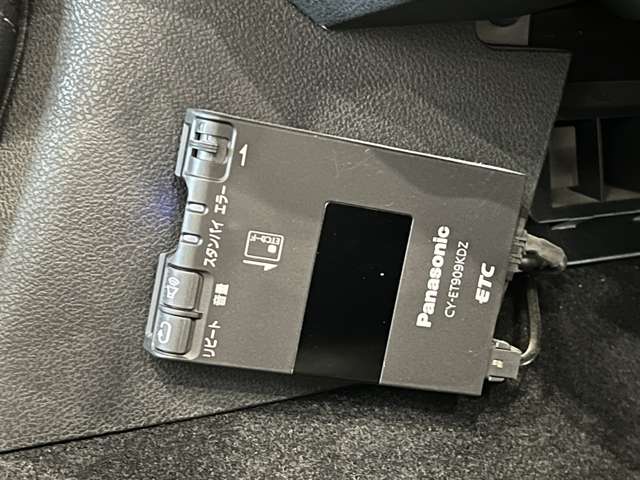 日産 フェアレディＺ ３．７ H26年 (関東) 99