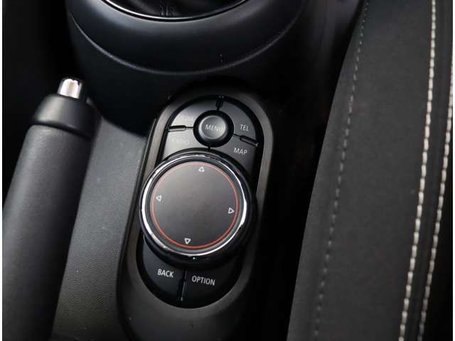 ミニ ミニ クーパーＳＤ ５ドア H29年 (関東) 99