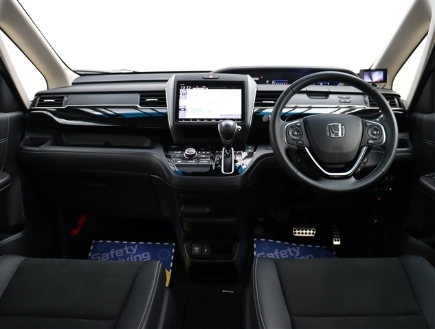 ホンダ フリード １．５ モデューロＸ ホンダセンシング R4年 (関東) 99