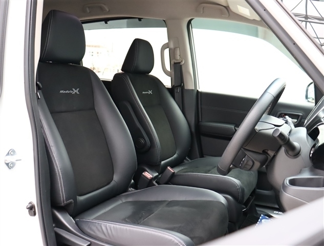 ホンダ フリード １．５ モデューロＸ ホンダセンシング R4年 (関東) 99