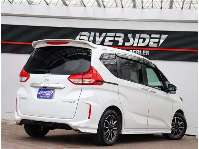 ホンダ フリード １．５ モデューロＸ ホンダセンシング R4年 (関東) 99