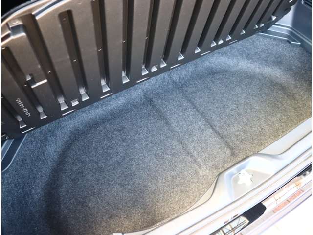 トヨタ ヴォクシー １．８ ハイブリッド Ｓ－Ｚ R6年 (関東) 99