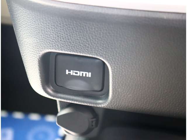 トヨタ ヴォクシー １．８ ハイブリッド Ｓ－Ｚ R6年 (関東) 99