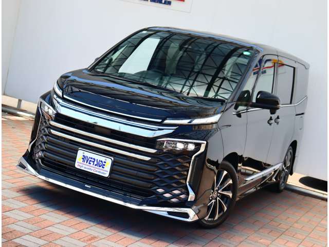 トヨタ ヴォクシー １．８ ハイブリッド Ｓ－Ｚ R6年 (関東) 99