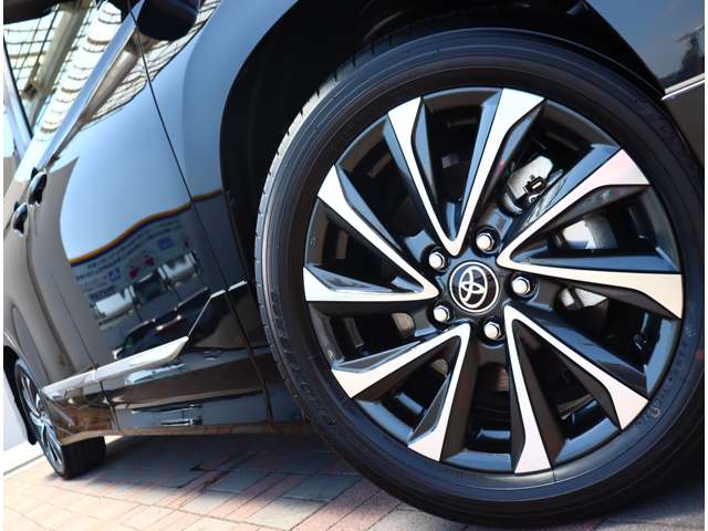 トヨタ ヴォクシー １．８ ハイブリッド Ｓ－Ｚ R6年 (関東) 99