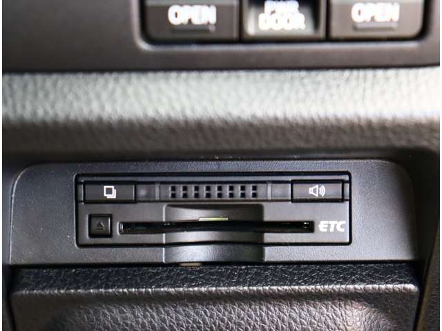 トヨタ エスクァイア ２．０ ＧＩ H27年 (関東) 99