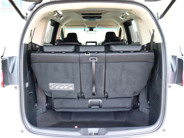 ホンダ オデッセイ　ハイブリッド ２．０ Ｅ：ＨＥＶ アブソルート ＥＸ R3年 (関東) 99