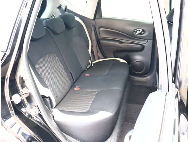 日産 ノート １．２ Ｘ Ｖセレクション R2年 (関東) 99