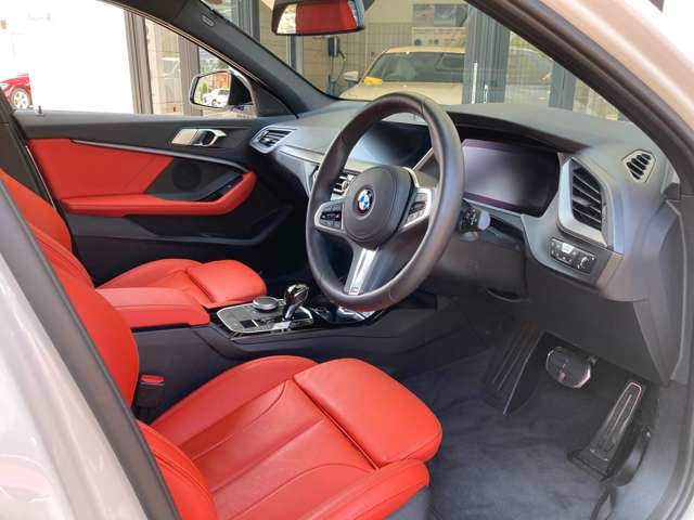 ＢＭＷ １シリーズ １１８Ｄ Ｍスポーツ エディション ジョイ プラス ディーゼルターボ R3年 (近畿) 99