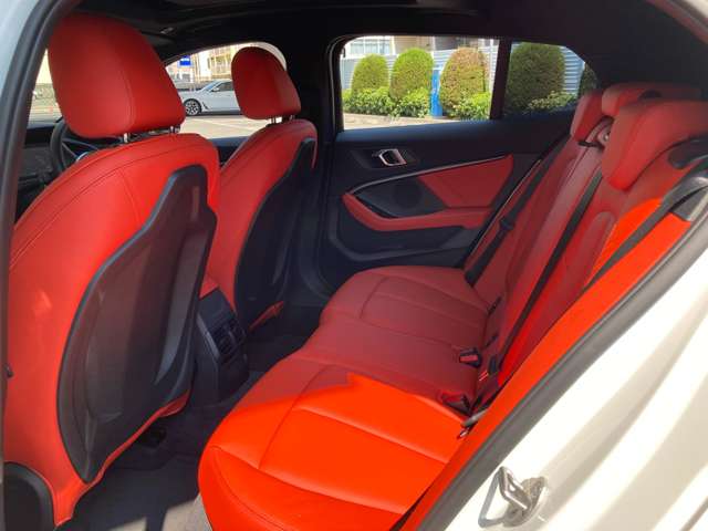 ＢＭＷ １シリーズ １１８Ｄ Ｍスポーツ エディション ジョイ プラス ディーゼルターボ R3年 (近畿) 99