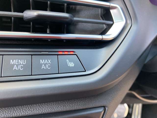 ＢＭＷ １シリーズ １１８Ｄ Ｍスポーツ エディション ジョイ プラス ディーゼルターボ R3年 (近畿) 99